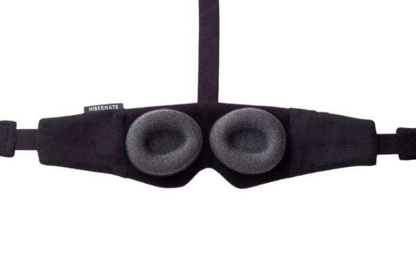 Vår sovmask från insidan med bild tagen bakifrån.